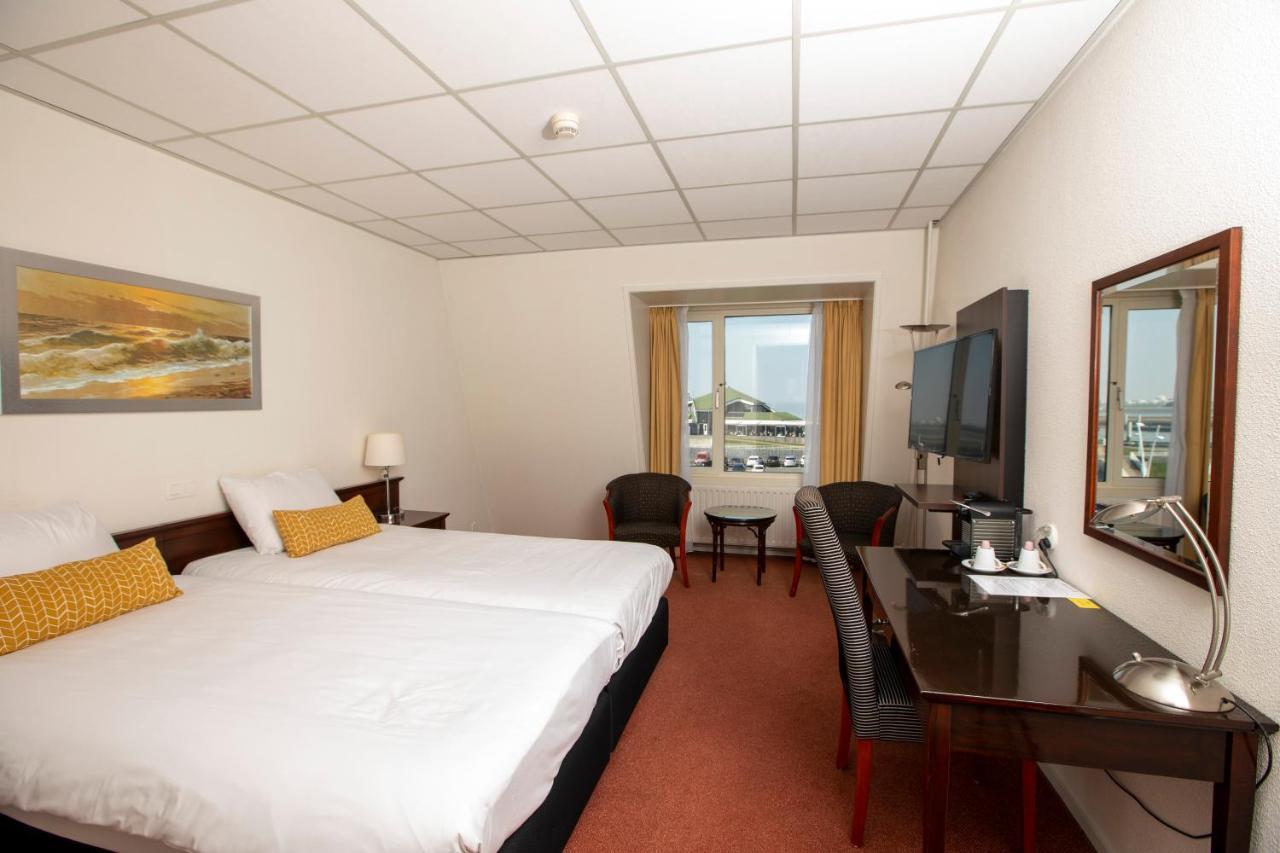 Hotel De Blaauwe Leeuw แตร์นอยเชิน ภายนอก รูปภาพ