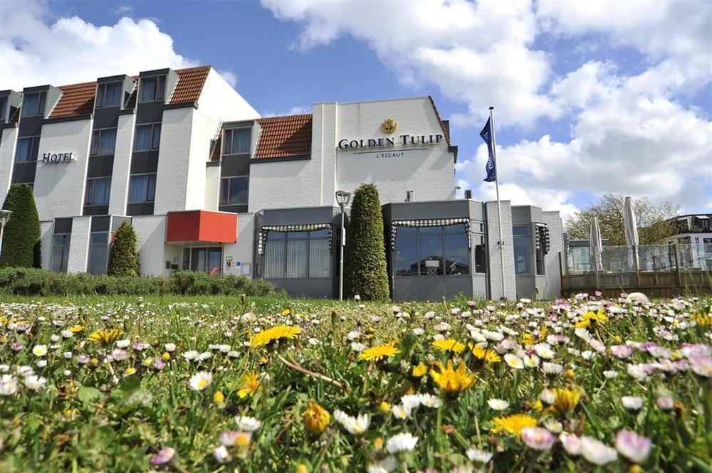 Hotel De Blaauwe Leeuw แตร์นอยเชิน ภายนอก รูปภาพ