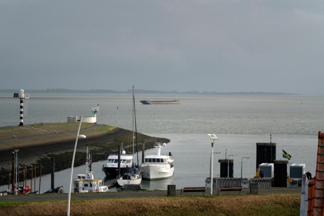 Hotel De Blaauwe Leeuw แตร์นอยเชิน ภายนอก รูปภาพ