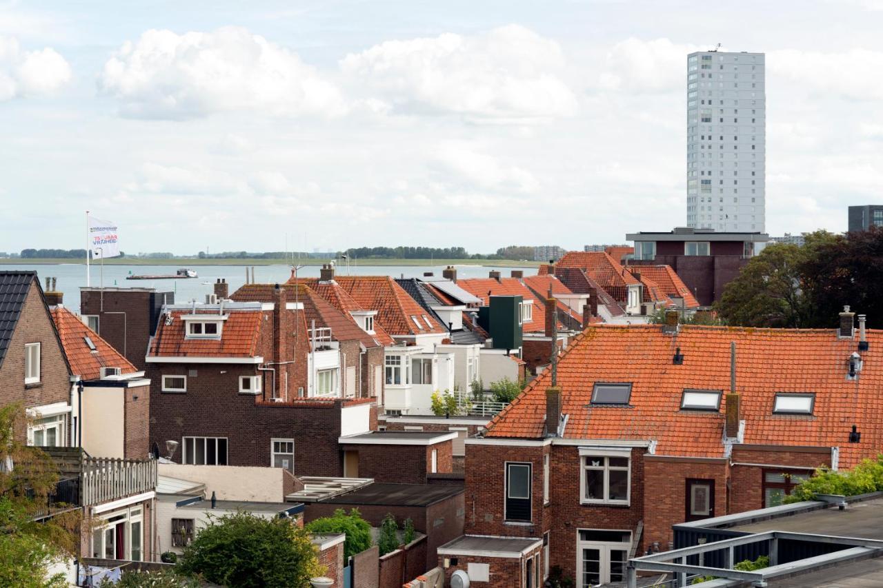 Hotel De Blaauwe Leeuw แตร์นอยเชิน ภายนอก รูปภาพ