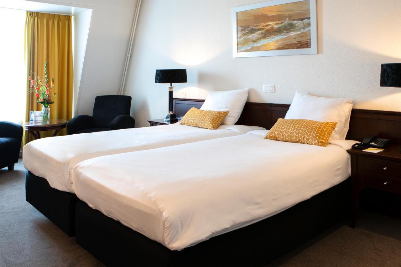 Hotel De Blaauwe Leeuw แตร์นอยเชิน ภายนอก รูปภาพ