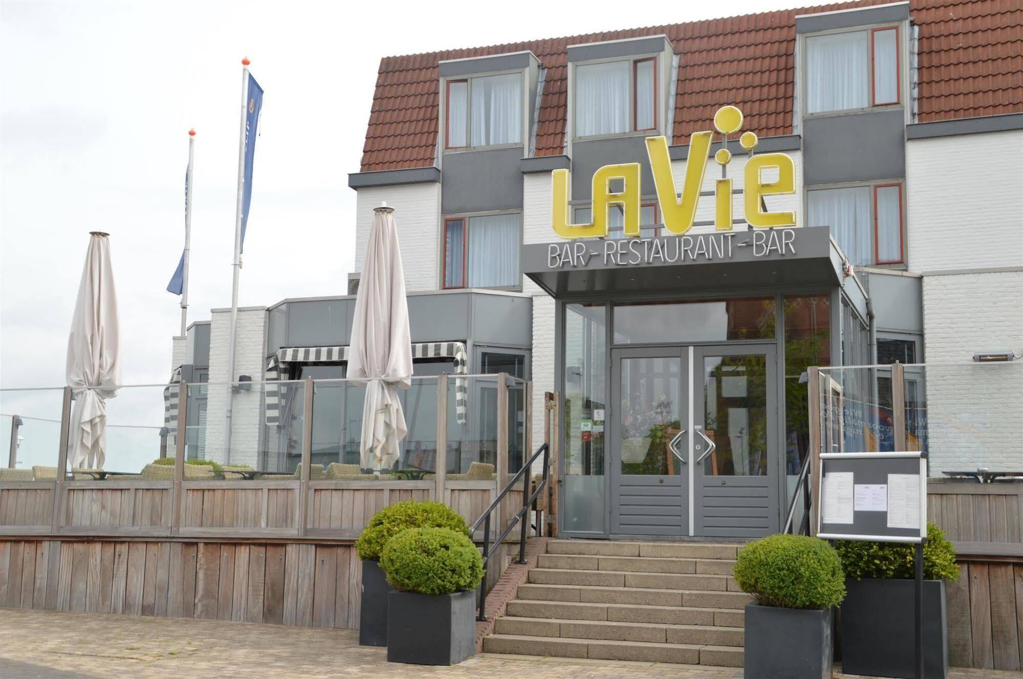 Hotel De Blaauwe Leeuw แตร์นอยเชิน ภายนอก รูปภาพ